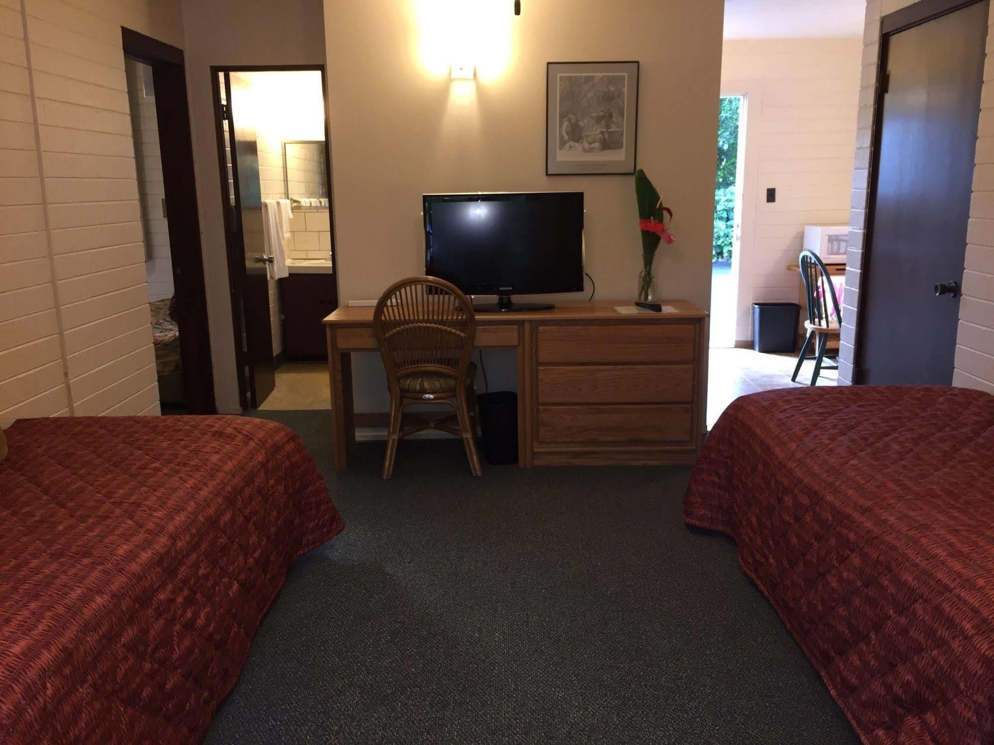 Dolphin Bay Hotel Hilo Eksteriør bilde